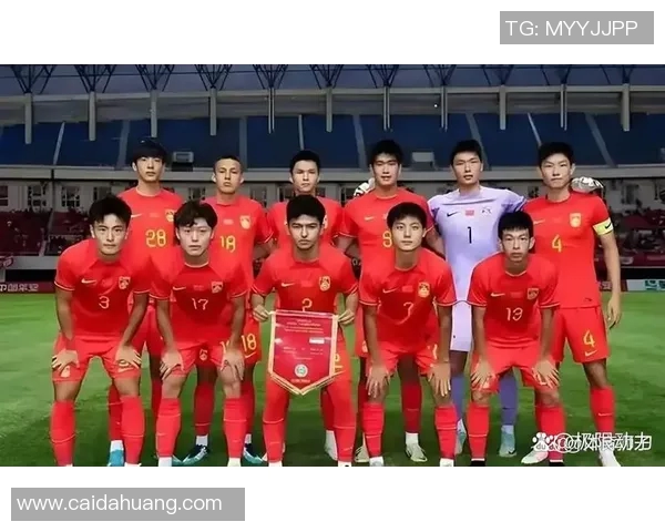 中国足球热身赛再掀热潮球迷期待新星崛起与战术创新